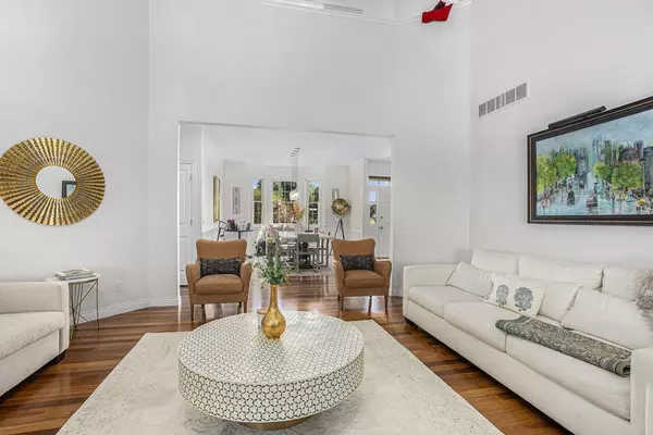 Kalamazoo, MI 49009,5250 Queen Victoria Lane