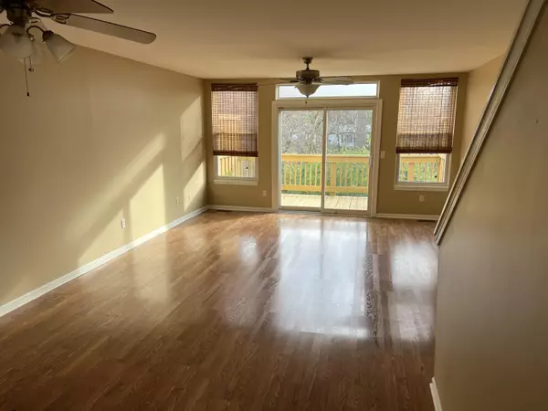 Westland, MI 48185,38291 Warner Farms Drive #10