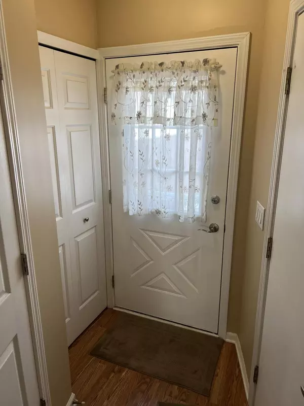 Westland, MI 48185,38291 Warner Farms Drive #10