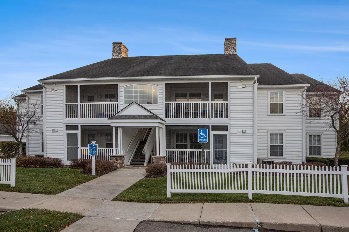 Ann Arbor, MI 48105,2768 S Knightsbridge Circle