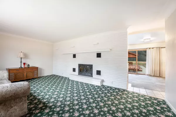 Kalamazoo, MI 49004,5703 N Sprinkle Road