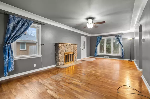 Kalamazoo, MI 49048,1413 Sunnyside Drive