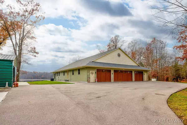 Allegan, MI 49010,3752 Schermerhorn Lake Drive