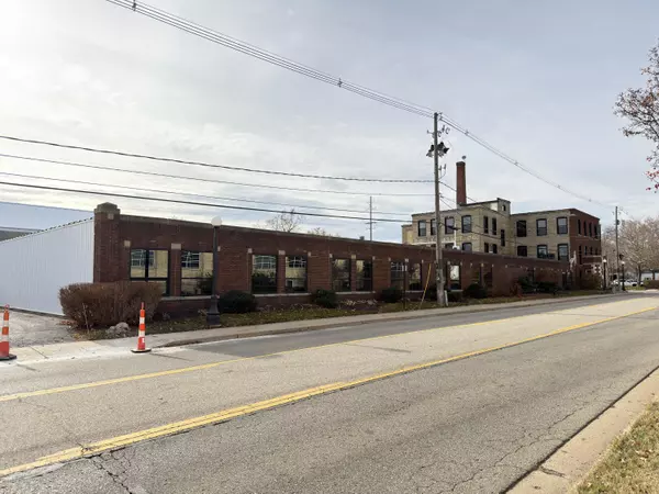 Zeeland, MI 49464,160 W Washington Avenue #A