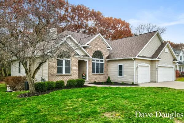 Rockford, MI 49341,3740 Windwood NE Drive