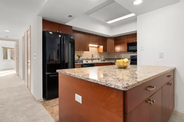 Ann Arbor, MI 48104,2125 Nature Cove Court #108