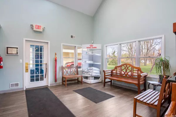 Northville, MI 48167,48525 Eight Mile W