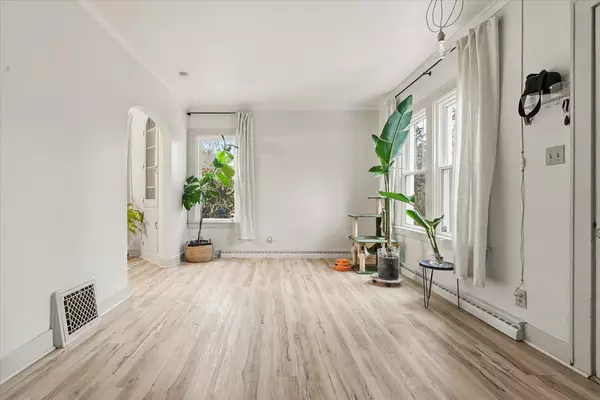 Kalamazoo, MI 49006,1904 W North Street