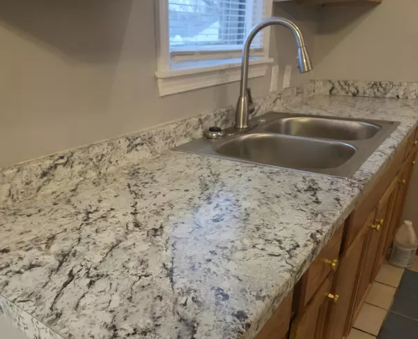 Detroit, MI 48205,15889 Tacoma Street