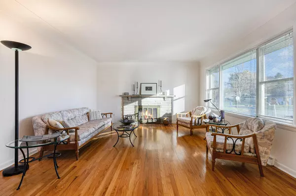 Kalamazoo, MI 49006,3922 Croyden Avenue