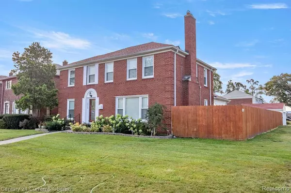 Detroit, MI 48221,3925 W Outer W Drive