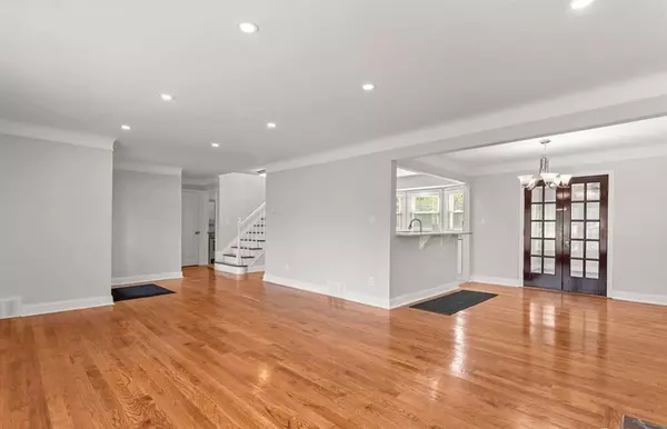 Detroit, MI 48221,3925 W Outer W Drive