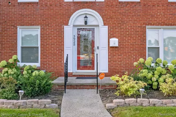 Detroit, MI 48221,3925 W Outer W Drive