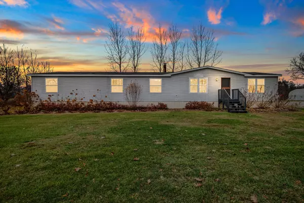 Pittsford, MI 49271,7550 Carncross Road