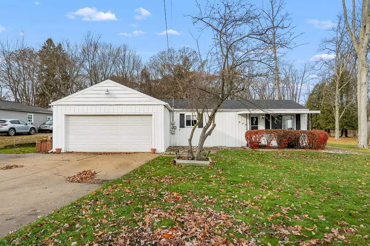 Portage, MI 49002,646 S Shore Drive