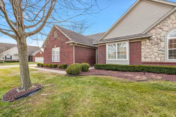 Macomb, MI 48042,52559 Sable Drive