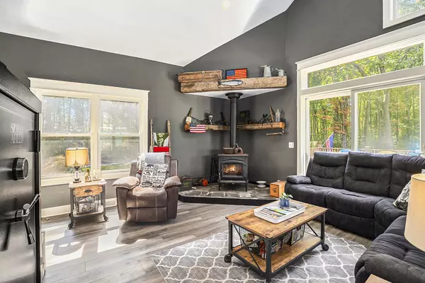 Fruitport, MI 49415,4529 S Hilton Park Road