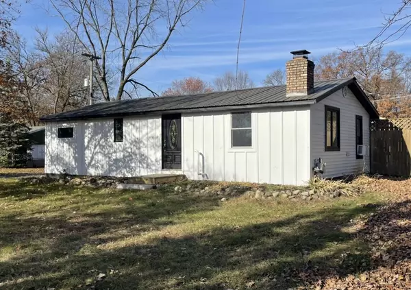 25490 Front Ave, Mattawan, MI 49071