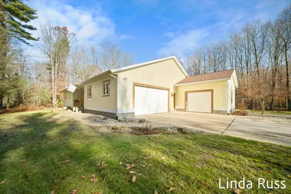 Muskegon, MI 49445,468 N Green Creek Road