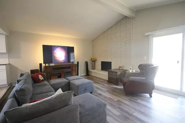 Sterling Heights, MI 48312,37852 Lola Drive