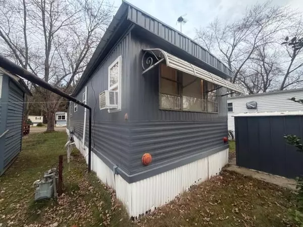 Newaygo, MI 49337,8751 Old Elm Lane