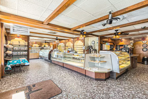 South Haven, MI 49090,419 Phoenix Street