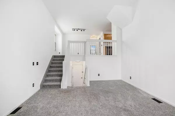 Ann Arbor, MI 48104,1947 Lindsay Lane