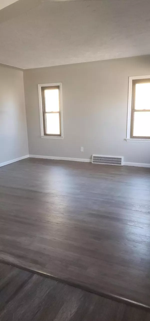 Allen Park, MI 48101,6793 Pelham Road