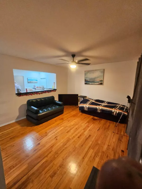 Sterling Heights, MI 48313,41357 Estate Drive