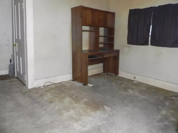 Three Rivers, MI 49093,518 River Street