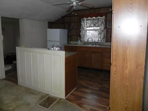 Three Rivers, MI 49093,518 River Street