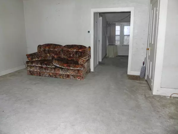 Three Rivers, MI 49093,518 River Street