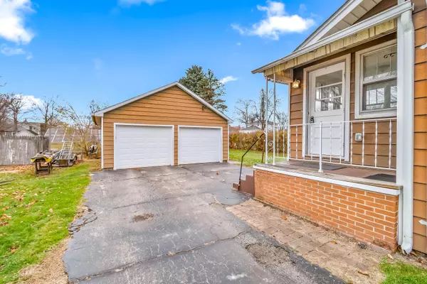 Bronson, MI 49028,230 Compton Street