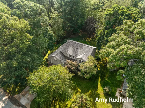 Spring Lake, MI 49456,15328 Oak Ridge Drive