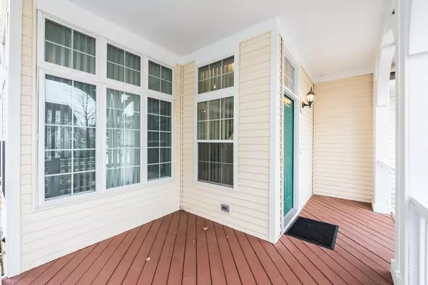 Ann Arbor, MI 48103,1366 N Bay Drive