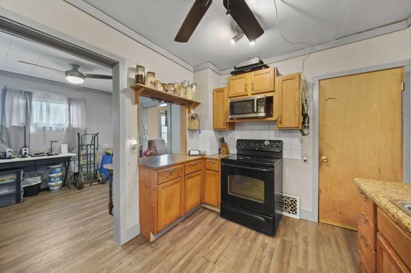 613 Backus Street, Jackson, MI 49202