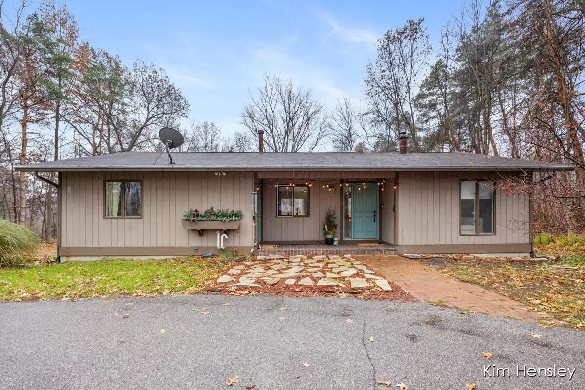 Grand Rapids, MI 49546,4736 Burton SE Street