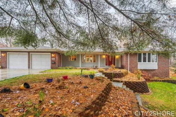 Jenison, MI 49428,8351 Pleasant Ridge Court