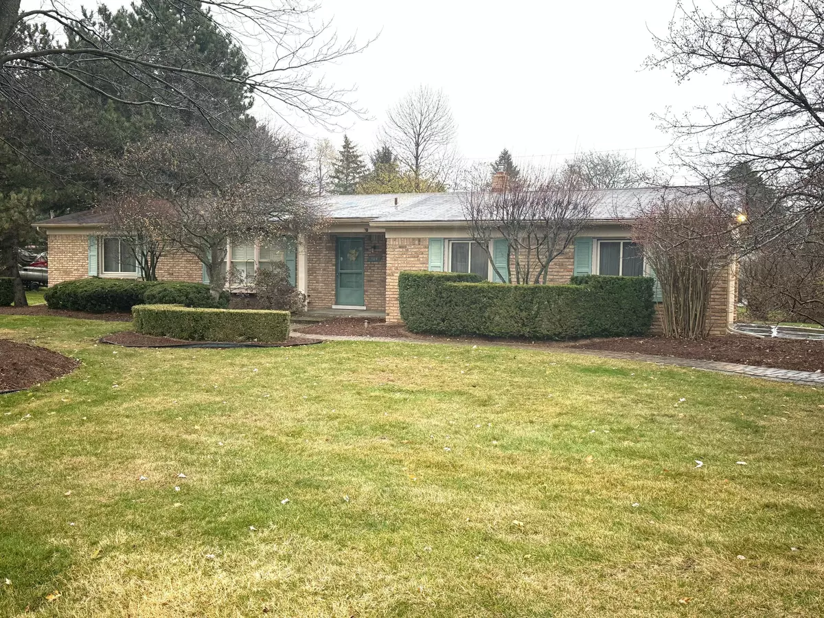 Rochester Hills, MI 48309,384 Bellamine Drive
