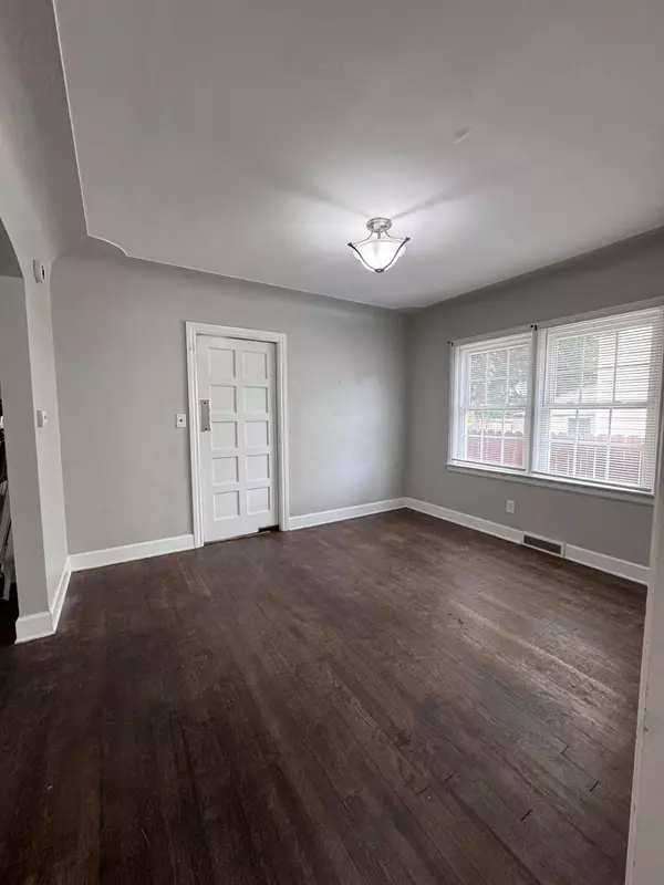 Grand Rapids, MI 49504,1205 Sibley NW Street