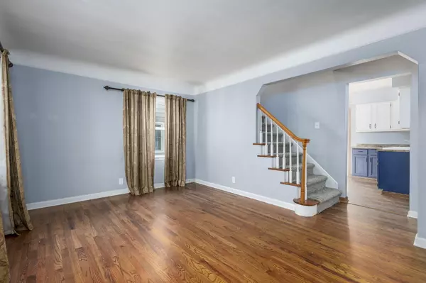 Royal Oak, MI 48073,1608 Whitcomb Avenue