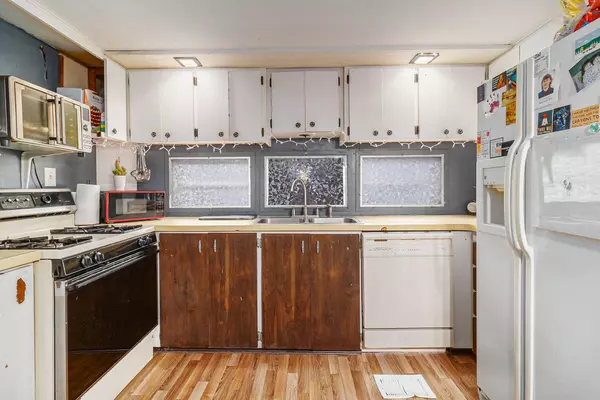 Norton Shores, MI 49444,3527 Hoyt Street #81