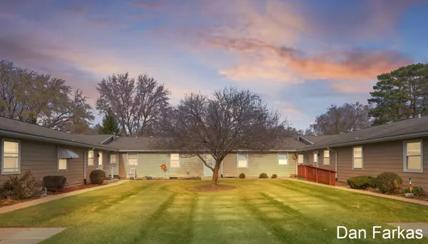 Grand Rapids, MI 49508,5143 Southglow SE Court #169