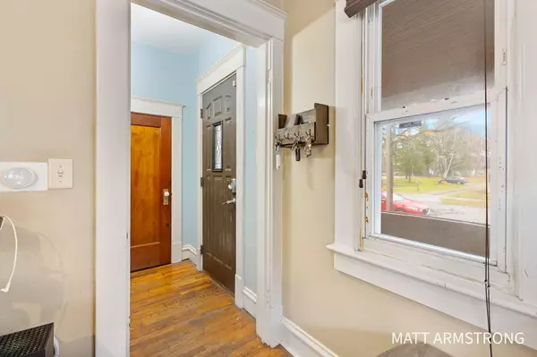 Grand Rapids, MI 49505,321 Knapp NE Street