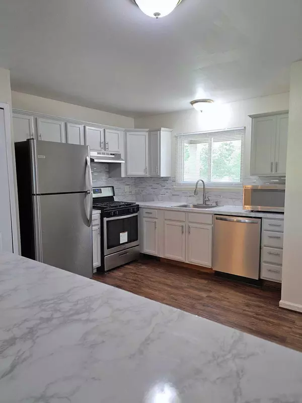 Canton, MI 48187,44497 Savery Drive