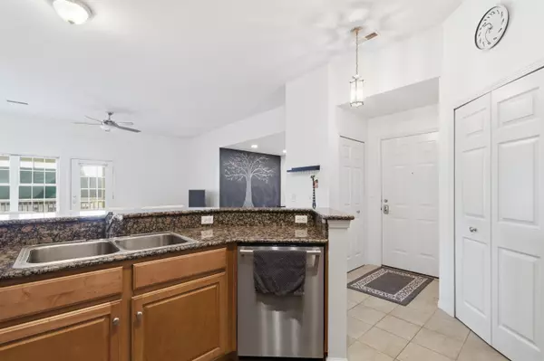 Ann Arbor, MI 48103,2233 S Main Street