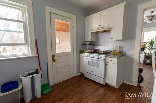 Grand Rapids, MI 49507,452 Howard SE Street