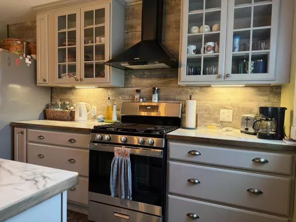 Avoca, MI 48006,8488 Beard Road