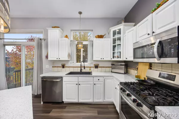 Grand Rapids, MI 49504,3027 Burritt NW Street