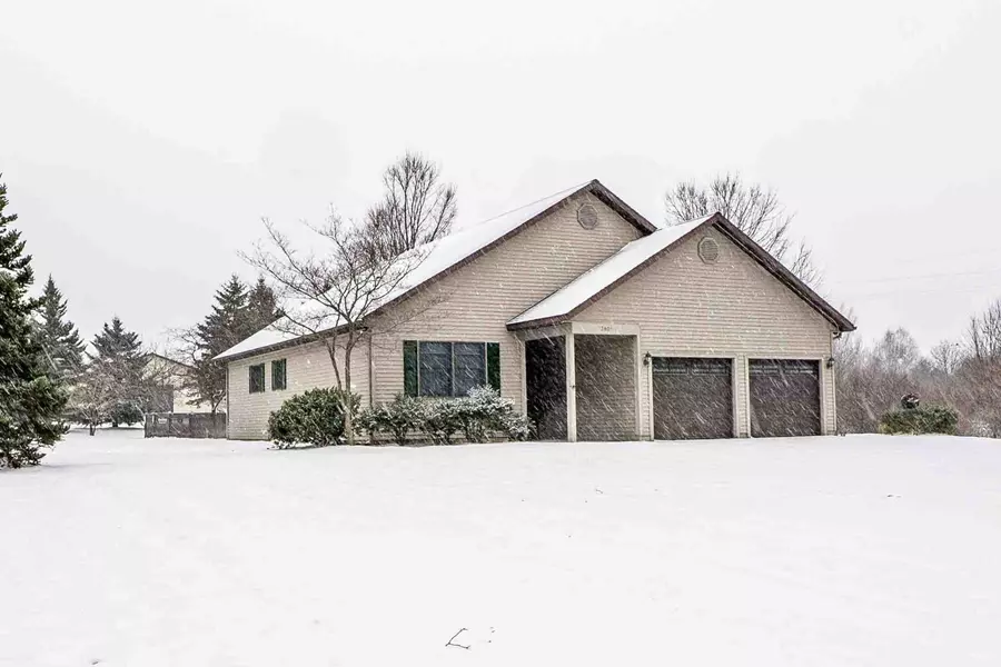 3801 W Woodrow Road, Shelby, MI 49455